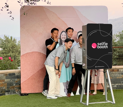 5 Best Photo Booth Hire Companies in Derby - Add fun to every celebration