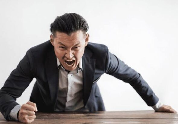 6 Steps Before Escalating a UK Consumer Complaint